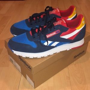 Men’s Reebok sneakers